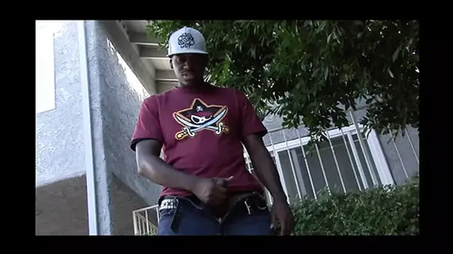 Blond babe devours BBC in steamy outdoor anal👌 tryst