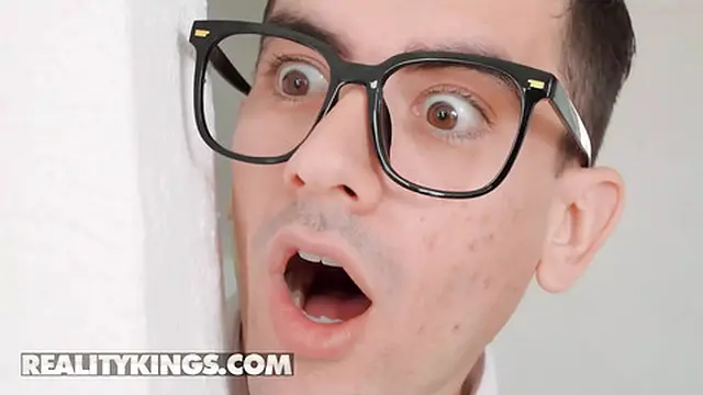 Double trouble: Mia Blow & Alexxa Vice get their asses ready for Jordi′s BBC