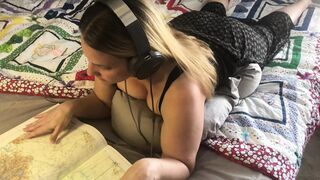 Stepmom's Got a New Chapter in Her Pussy🌮️