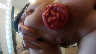 Squirting orgasm💦 drips down chatty cunny, golden gravy glides over gaping gatekeeper, pee drips down puffy puss