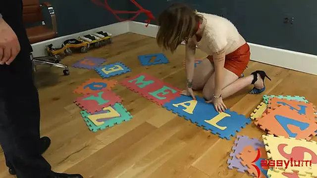 Skater girl gets deep throat from strapon