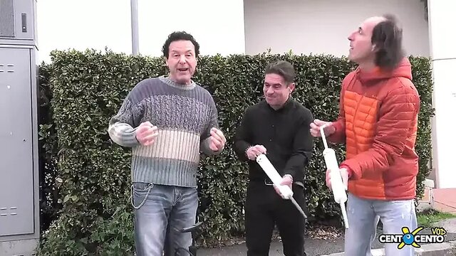 Big slut silicone double penetration