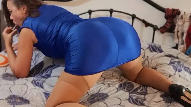 French slut worships cock in stockings and high heels