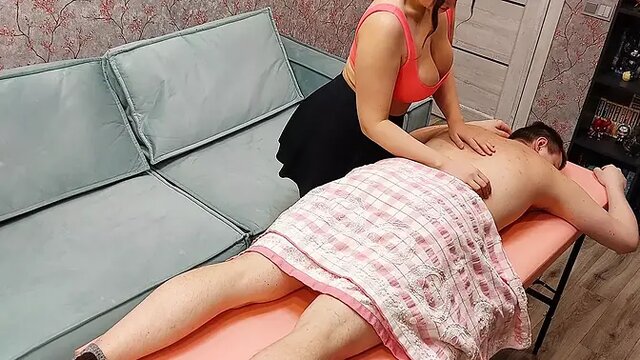 College girl gives erotic massage at home for cash