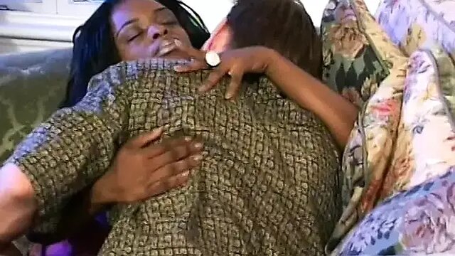 Ebony babe worships white cock before anal drilling