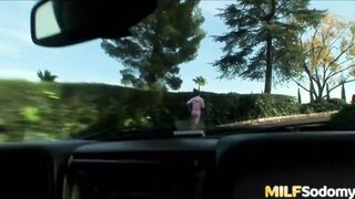 Vanessa's Tight Ass🍑 Gets Deep Penetration