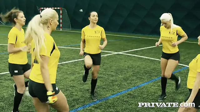 Alexis Crystal gets deep in a fiery three-way session