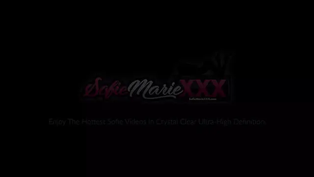 Sexy cougar Sofie Marie gets double action in a wild trio