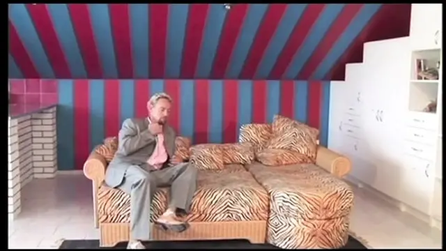 Whip around the shaft and shaft deep in the hole