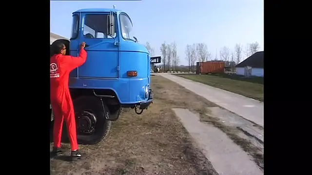 Hot Blonde Tastes Big Black Cock🌭!