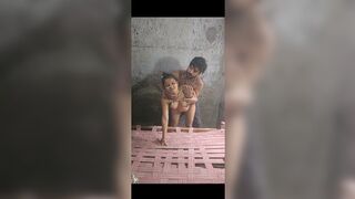 Desi Indian village girl has painful full sex – hindi audio hd