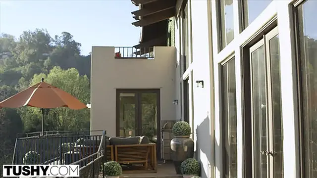 Tushy wife watches her husband pound teen in the ass🍑