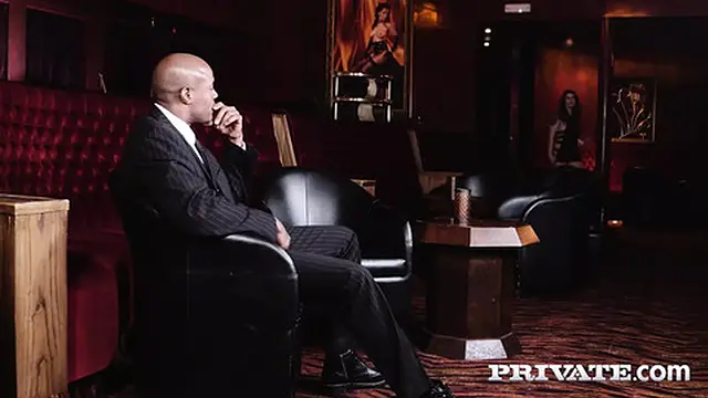 Hardcore anal sex for Lucia Love