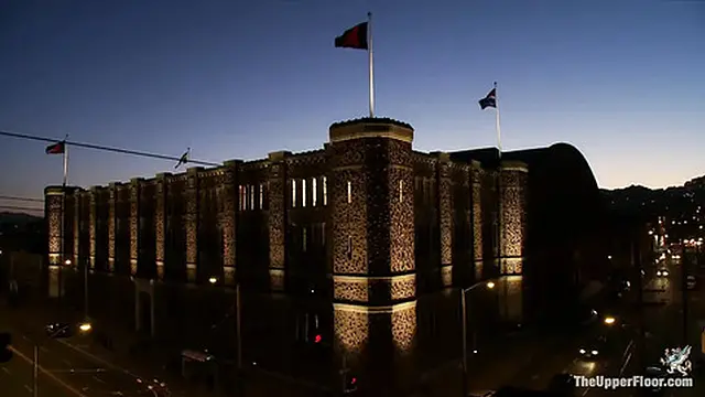 Service Session: Art Slut