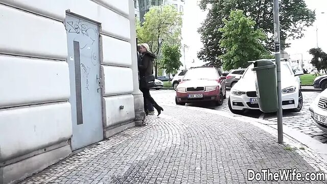 Housewife Bianca Ferrero takes a BBC in the ass