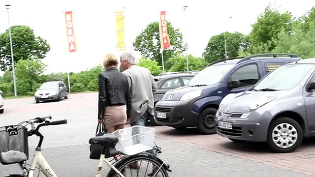 Tattooed big ass blonde loves to smash hard with her fucker