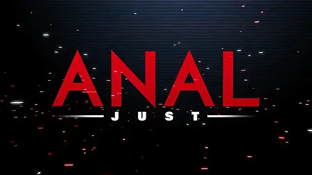 Nympho queen Alyssa Reece got dildo and cock on her ass