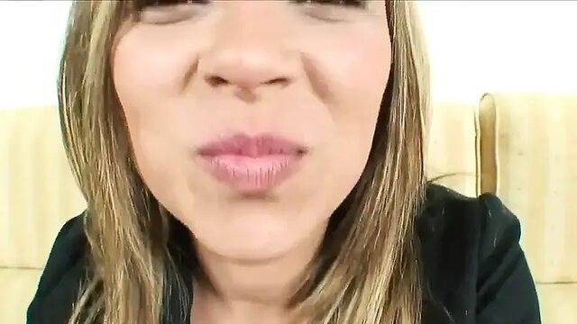 She loves to take it doggystyle