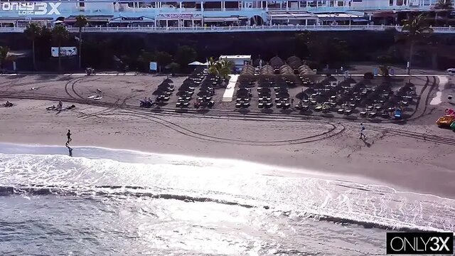 Xanthia Lombardi is lost on the beach