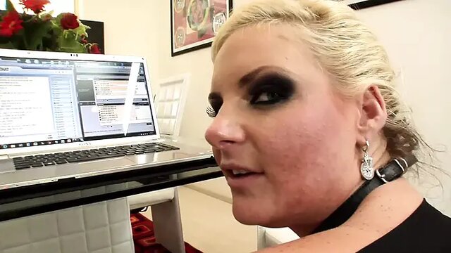 Phoenix Marie and Nacho Vidal in great anal scene with big cock and big tits