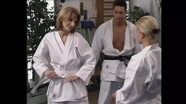 German XXX stars in episode 3 of international best network series