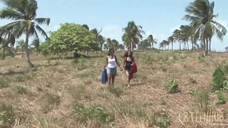 Two Sluts Sucking Three Dicks Under Park Shelters